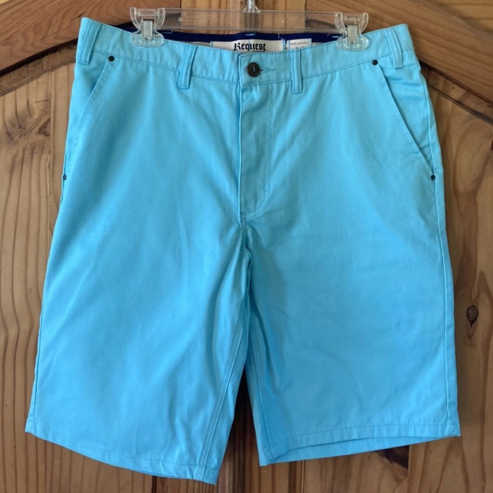 Men’s Request light blue flat front chino Bermuda shorts size 34
